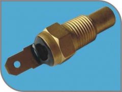 What is the significance of the linear NTC temperature sensor temperature interchange accuracy parame