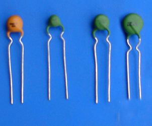 Wiper for resettable fuse - Automotive electronics